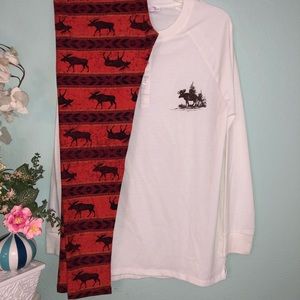 LuLaRoe TC moose leggings w/ moose Mark shirt in M
